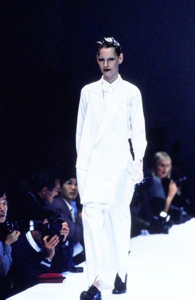 Look 10